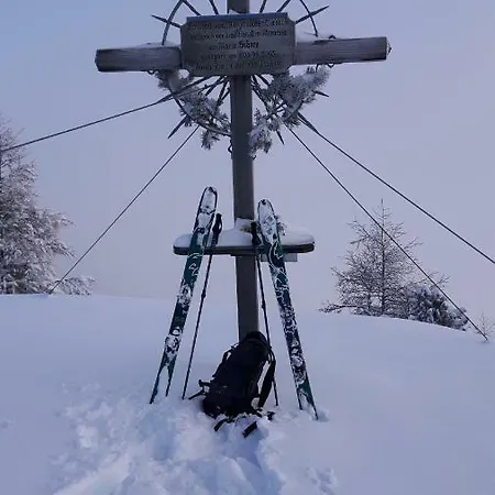 Almhuette Kristabauer Holiday home Predlitz